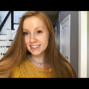 Meet your Posher, Elizabeth